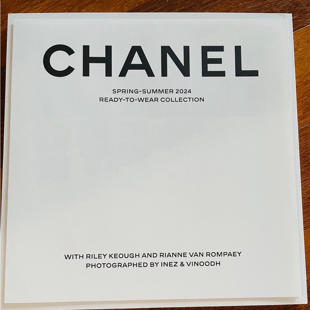 Chanel Spring - Summer 2024 Ready -to- wear Book - Picture 4 of 8